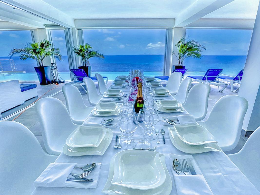 Location villa 9 chambres Tamarind Hill Saint Martin-table a manger-8